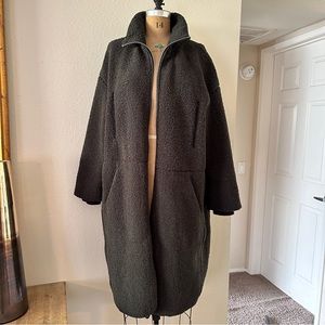 H&M dark grey teddy long coat. Size:Medium
